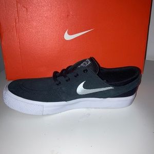 Nike SB Stefan Janoski Skate Shoe
